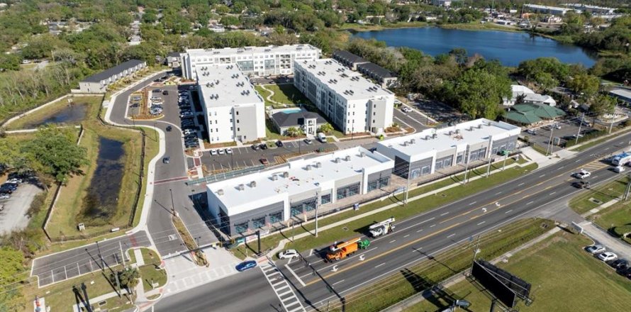 Immobilier commercial à Orlando, Floride № 2127379