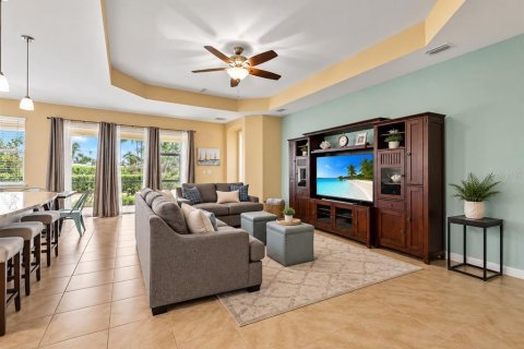Casa en venta en North Port, Florida, 4 dormitorios, 225.01 m2 № 2384111 - foto 6