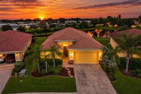 Casa en North Port, Florida 4 dormitorios, 225.01 m2 № 2384111