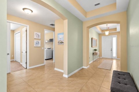 Casa en venta en North Port, Florida, 4 dormitorios, 225.01 m2 № 2384111 - foto 3