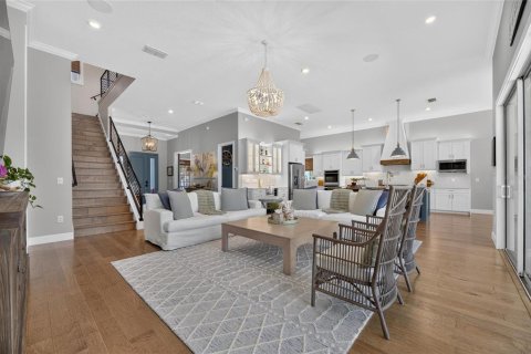 House in Apollo Beach, Florida 5 bedrooms, 448.72 sq.m. № 2137807 - photo 24
