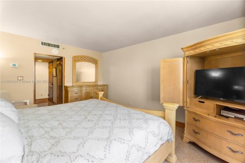 Condominio en venta en Miami Beach, Florida, 2 dormitorios, 110.55 m2 № 1937842 - foto 25