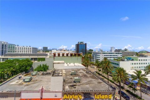 Condominio en venta en Miami Beach, Florida, 2 dormitorios, 110.55 m2 № 1937842 - foto 4