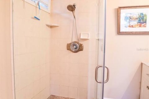 Купить виллу или дом в Сарасота, Флорида 6 комнат, 154.03м2, № 1767054 - фото 25