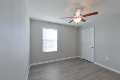 Villa ou maison à louer à Ocala, Floride: 5 chambres, 220.18 m2 № 2110222 - photo 15