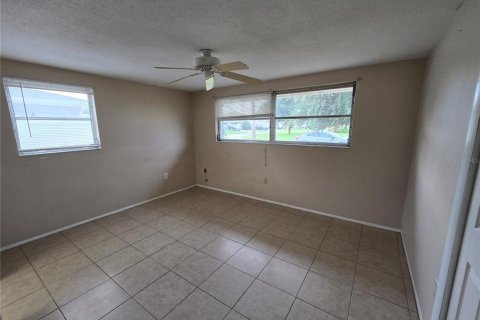 House in Port Richey, Florida 2 bedrooms, 97.92 sq.m. № 1918019 - photo 14