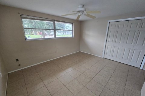 House in Port Richey, Florida 2 bedrooms, 97.92 sq.m. № 1918019 - photo 17
