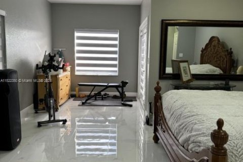 Купить виллу или дом в Хомстед, Флорида 4 спальни, 230.86м2, № 1984793 - фото 30