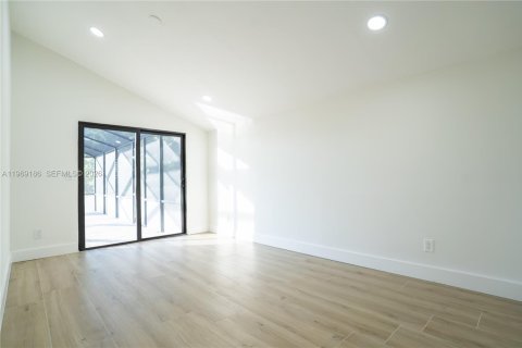 Villa ou maison à vendre à Fort Myers, Floride: 3 chambres, 226.03 m2 № 2031983 - photo 25