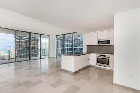 Купить кондоминиум в Майами, Флорида 2 спальни, 117.99м2, № 2001466 - фото 7