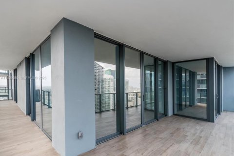 Купить кондоминиум в Майами, Флорида 2 спальни, 117.99м2, № 2001466 - фото 4