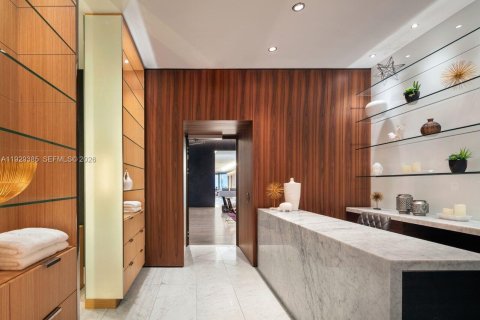 Купить кондоминиум в Майами, Флорида 2 спальни, 117.99м2, № 2001466 - фото 21