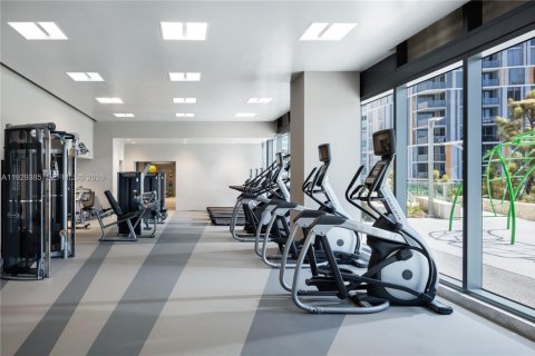 Купить кондоминиум в Майами, Флорида 2 спальни, 117.99м2, № 2001466 - фото 28