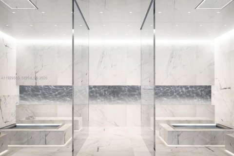 Купить кондоминиум в Майами, Флорида 2 спальни, 117.99м2, № 2001466 - фото 23