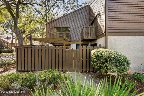 House in Jacksonville, Florida 2 bedrooms, 132.29 sq.m. № 845537 - photo 1