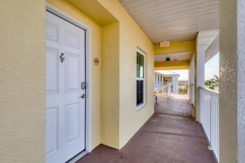 Condo in Placida, Florida, 2 bedrooms  № 1759839 - photo 8