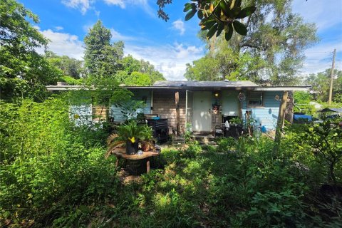 House in Inverness, Florida 2 bedrooms, 83.8 sq.m. № 2231720 - photo 12
