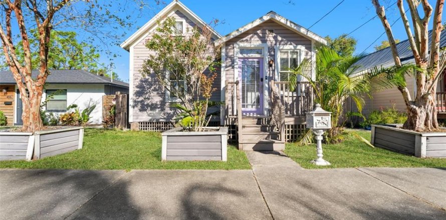 House in Tampa, Florida 1 bedroom, 93.27 sq.m. № 1557363
