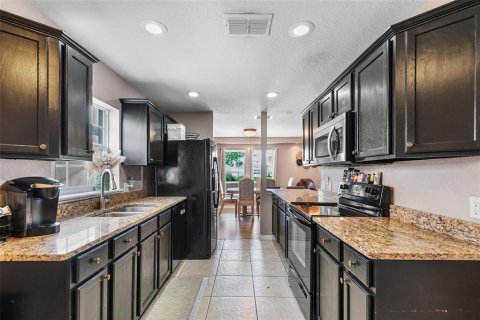 House in Lakeland, Florida 3 bedrooms, 240.8 sq.m. № 2232367 - photo 21