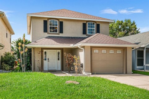 House in Lakeland, Florida 3 bedrooms, 240.8 sq.m. № 2232367