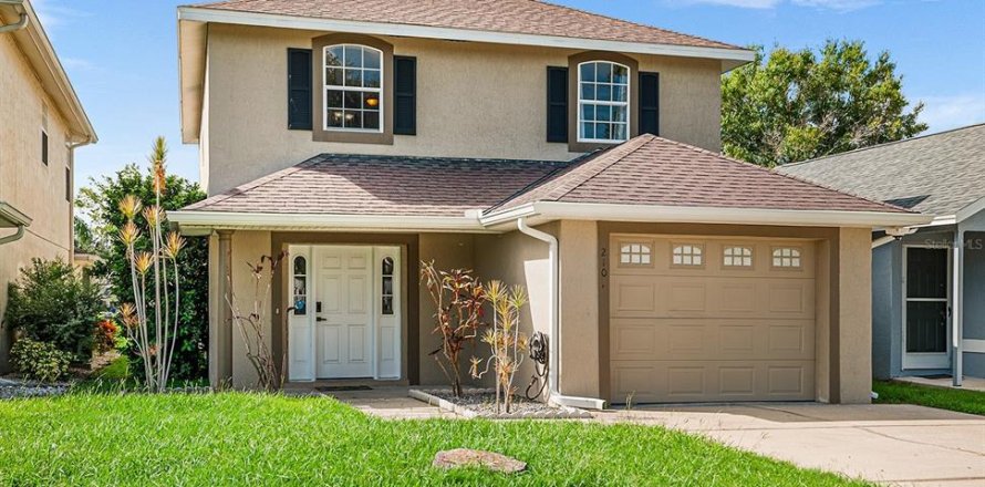 House in Lakeland, Florida 3 bedrooms, 240.8 sq.m. № 2232367