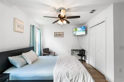 House in Lakeland, Florida 3 bedrooms, 240.8 sq.m. № 2232367 - photo 26