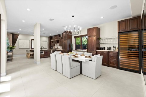 House in Fort Lauderdale, Florida 3 bedrooms, 276.29 sq.m. № 2083285 - photo 6
