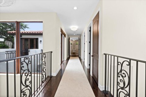 House in Fort Lauderdale, Florida 3 bedrooms, 276.29 sq.m. № 2083285 - photo 21