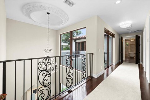 House in Fort Lauderdale, Florida 3 bedrooms, 276.29 sq.m. № 2083285 - photo 22