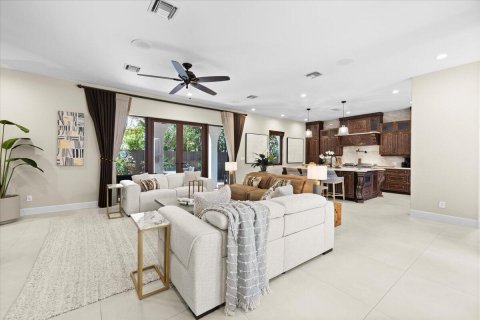 House in Fort Lauderdale, Florida 3 bedrooms, 276.29 sq.m. № 2083285 - photo 14