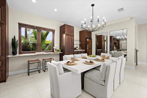 House in Fort Lauderdale, Florida 3 bedrooms, 276.29 sq.m. № 2083285 - photo 8