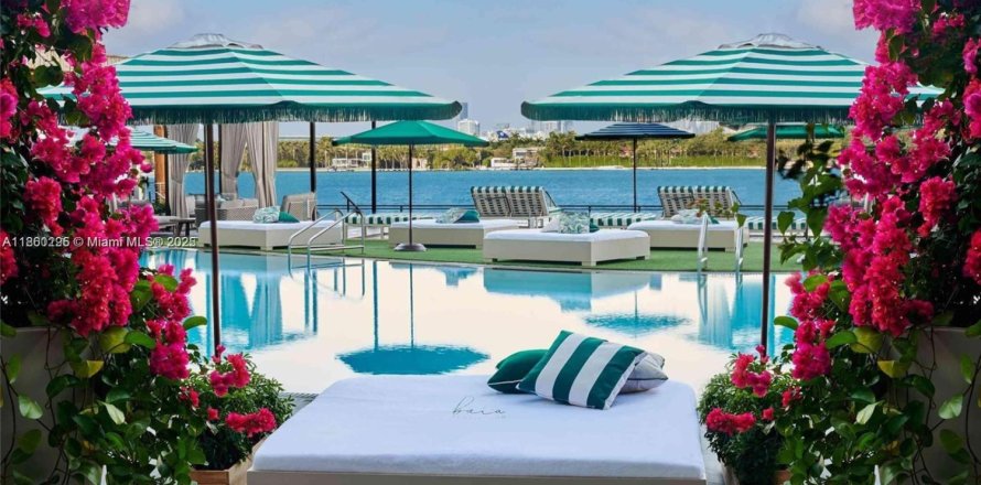 Condominio en Miami Beach, Florida, 1 dormitorio № 1889214