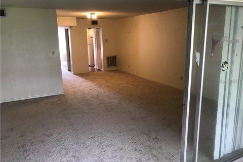 Condominio en venta en Winter Haven, Florida, 1 dormitorio, 100.15 m2 № 2224258 - foto 12