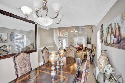 House in Pembroke Pines, Florida 3 bedrooms, 148.64 sq.m. № 1377249 - photo 21