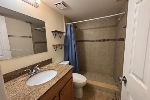 Copropriété à louer à Coral Springs, Floride: 2 chambres, 105.26 m2 № 1871746 - photo 12