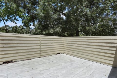 House in Gainesville, Florida 3 bedrooms, 175.59 sq.m. № 1826848 - photo 24