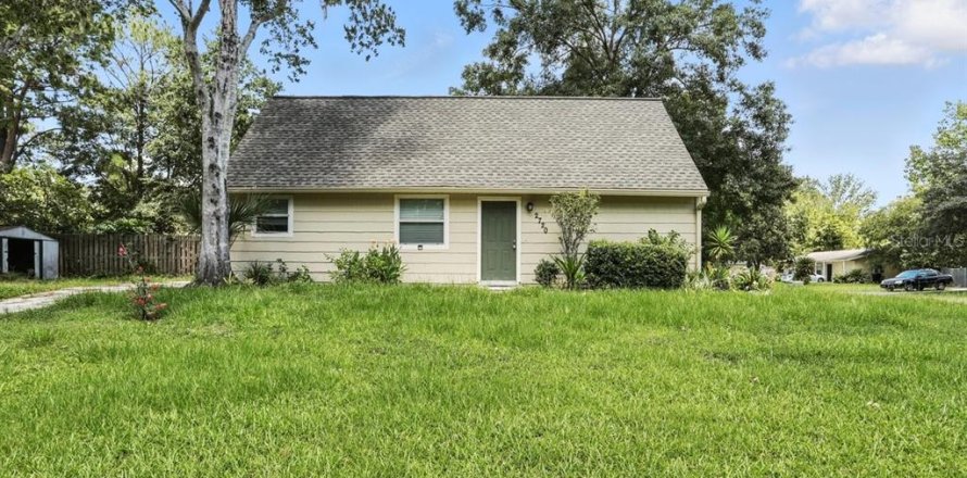 House in Gainesville, Florida 3 bedrooms, 175.59 sq.m. № 1826848