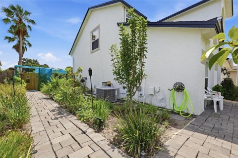 Casa en venta en Orlando, Florida, 3 dormitorios, 181.81 m2 № 2207333 - foto 4