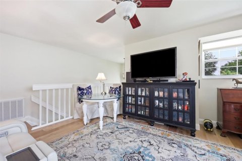 Casa en venta en Orlando, Florida, 3 dormitorios, 181.81 m2 № 2207333 - foto 27