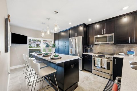 Casa en venta en Orlando, Florida, 3 dormitorios, 181.81 m2 № 2207333 - foto 8