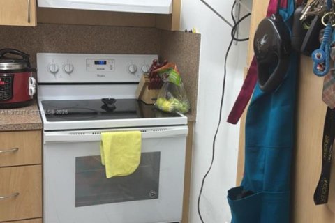 Copropriété à louer à Miami, Floride: 1 chambre, 53.42 m2 № 2034031 - photo 8