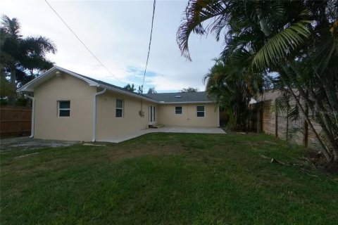 Villa ou maison à louer à Saint Petersburg, Floride: 3 chambres, 133.04 m2 № 2386698 - photo 21