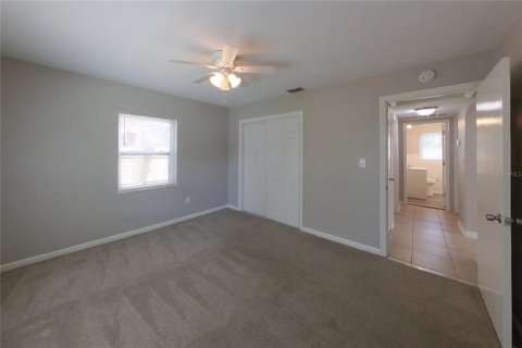 Villa ou maison à louer à Saint Petersburg, Floride: 3 chambres, 133.04 m2 № 2386698 - photo 12