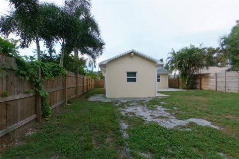 Villa ou maison à louer à Saint Petersburg, Floride: 3 chambres, 133.04 m2 № 2386698 - photo 20