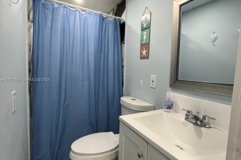 Immobilier commercial à vendre à Miami, Floride: 296.17 m2 № 1990089 - photo 27