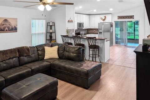 Villa ou maison à vendre à Orlando, Floride: 4 chambres, 175.96 m2 № 2420043 - photo 6
