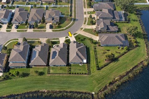 Villa ou maison à vendre à Orlando, Floride: 4 chambres, 175.96 m2 № 2420043 - photo 3