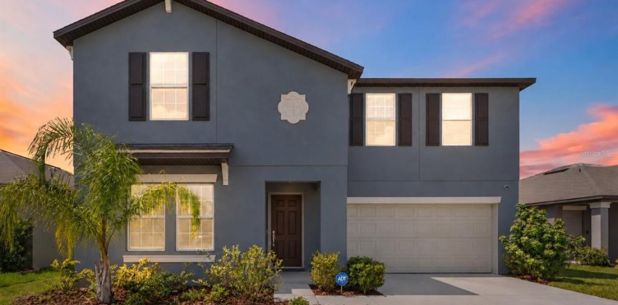 Villa ou maison à BERRY BAY à Wimauma, Floride 6 chambres, 312.34 m2 № 2329771