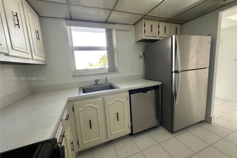 Condominio en alquiler en Miami Beach, Florida, 1 dormitorio, 85.28 m2 № 2003895 - foto 8