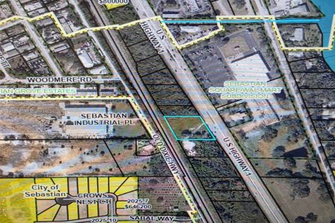 Propiedad comercial en venta en Sebastian, Florida № 2013698 - foto 2